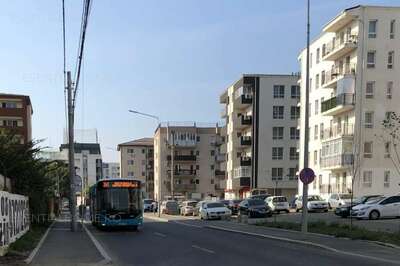 Berceni Aparatorii Patriei - 8 min Metrou