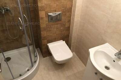 Apartament cu 3 camere, decomandat, etaj intermediar, Ansamblu Rezidential Nou, Berceni, Aparatorii Patriei.