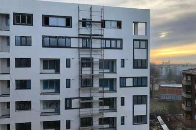 2 camere decomandat in Bloc Nou zona Berceni, Alexandru Obregia-Turnu Magurele