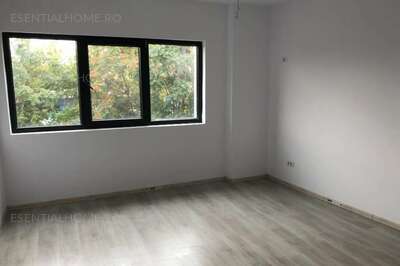 2 Camere in Bloc Nou, zona Berceni la Metrou Aparatorii Patriei.