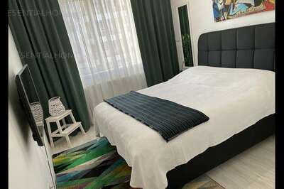 Apartament 2 camere 64 mp utili Aparatorii Patriei Sector 4