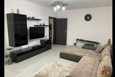 Apartament 2 camere 64 mp utili Aparatorii Patriei Sector 4