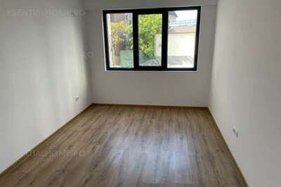 Apartament cu 3 Camere, 2 bai si Loc de Parcare Subteran, Berceni, Sector 4, Str. Drumul Gilaului, Bloc Finalizat.