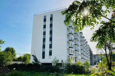Garsoniera 38MP, Balcon Tip Terasa, Berceni la Metrou Aparatorii Patriei in doar 10 minute!