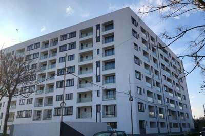 Apartament 2 camere, Loc Parcare, MUTARE IMEDIATA in Berceni zona Bd. Obregia - Bd. Metalurgiei.